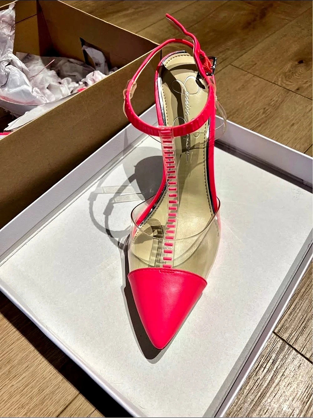 NEW. Jessica Simpson Willna T-Strap Pointed Toe Pump Pink & Clear - Picture 2 of 4